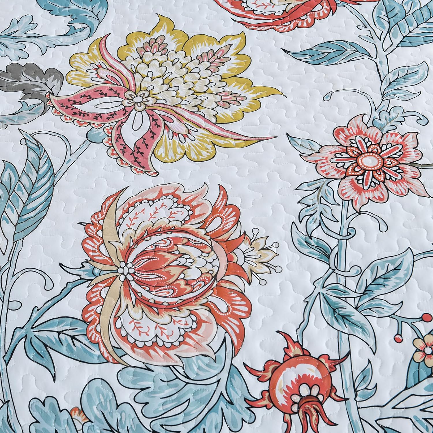 Jazzy Quilted bedspread and pillowcovers set: Express Your Personality - Queen size 6