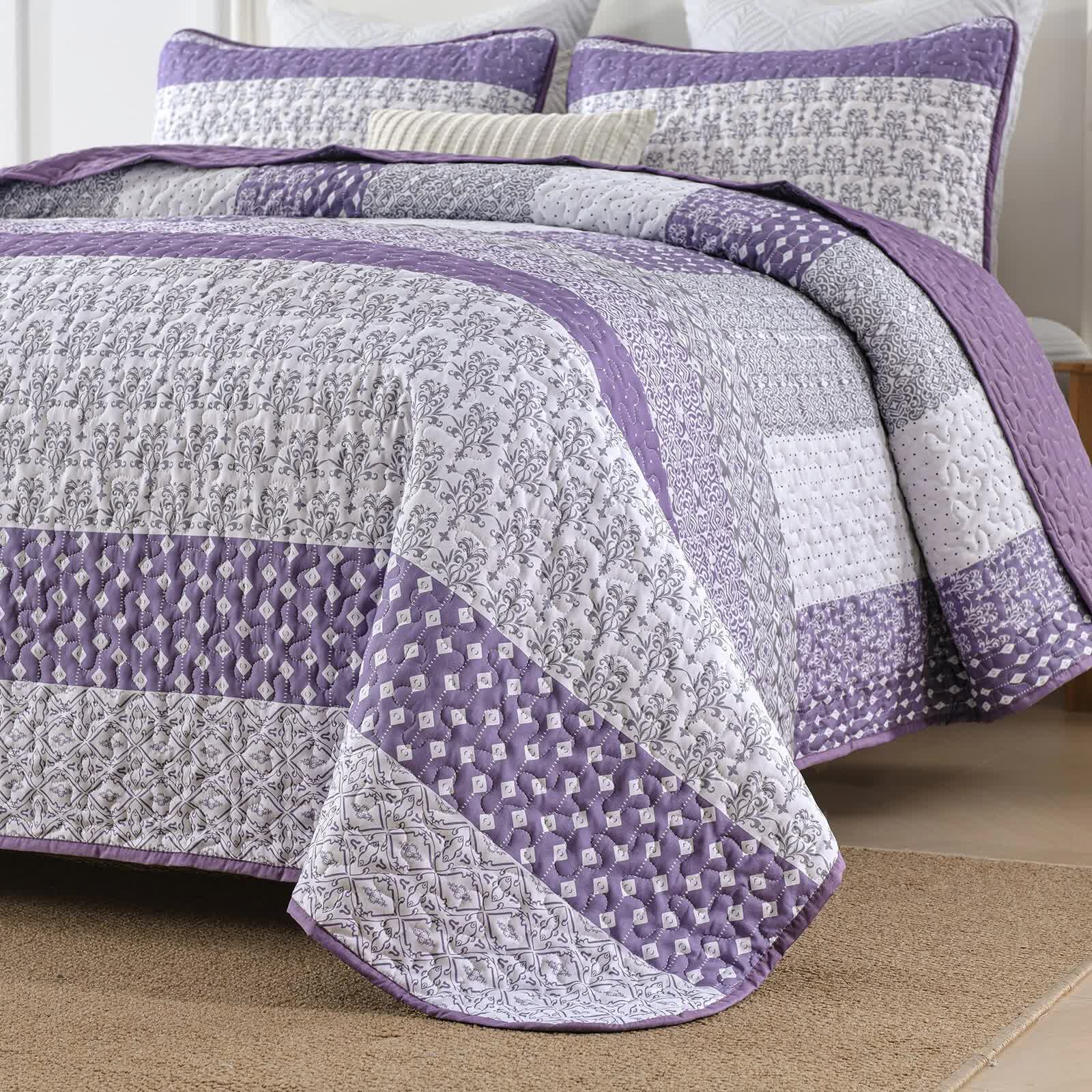 Bohemian Purple and White Quilted Bedspread or Coverlet Set and matching pillowcases 3