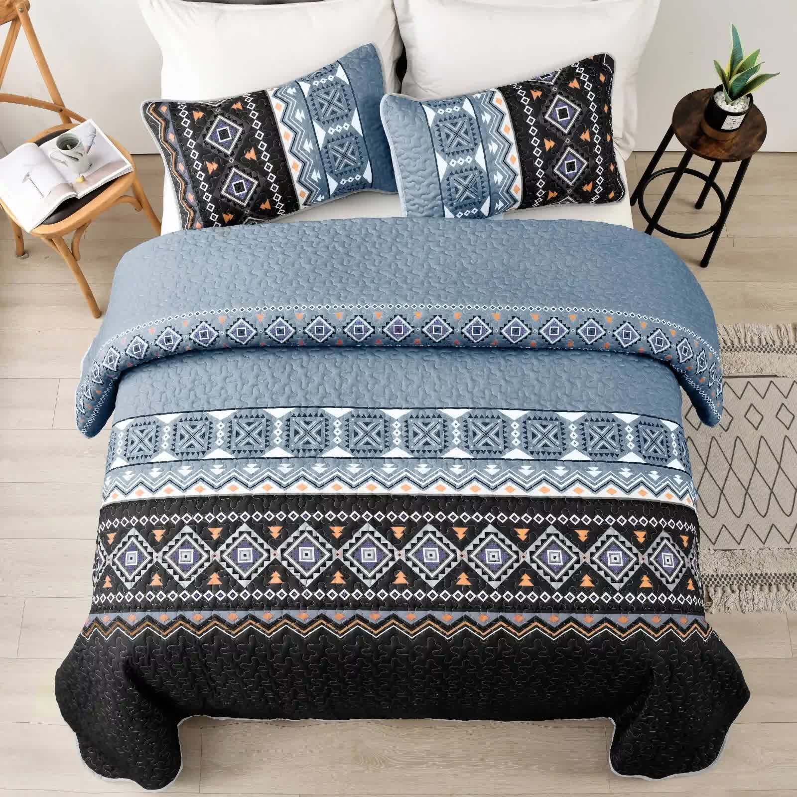 Ambient bloom sky black hour Comforter Set – Aesthetic 3-Piece Bedroom Mood 4