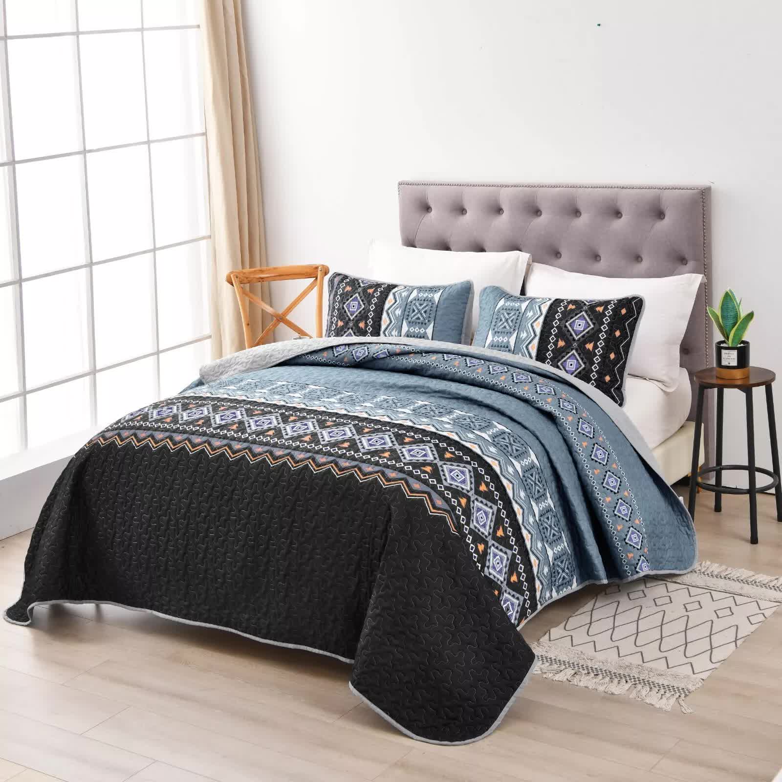 Ambient bloom sky black hour Comforter Set – Aesthetic 3-Piece Bedroom Mood 6