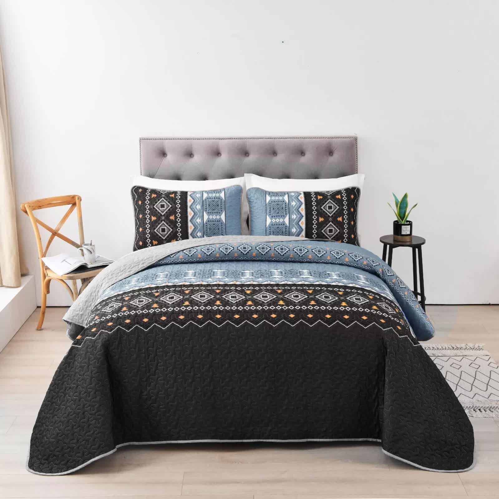 Ambient bloom sky black hour Comforter Set – Aesthetic 3-Piece Bedroom Mood 7