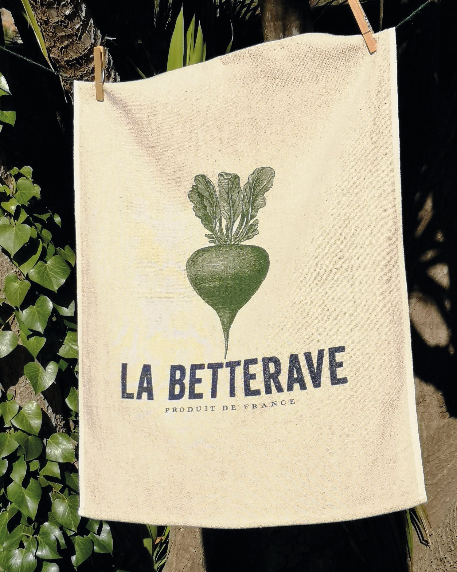 casa-verde-tea-towel-vintage-linen-cott-la-betterave