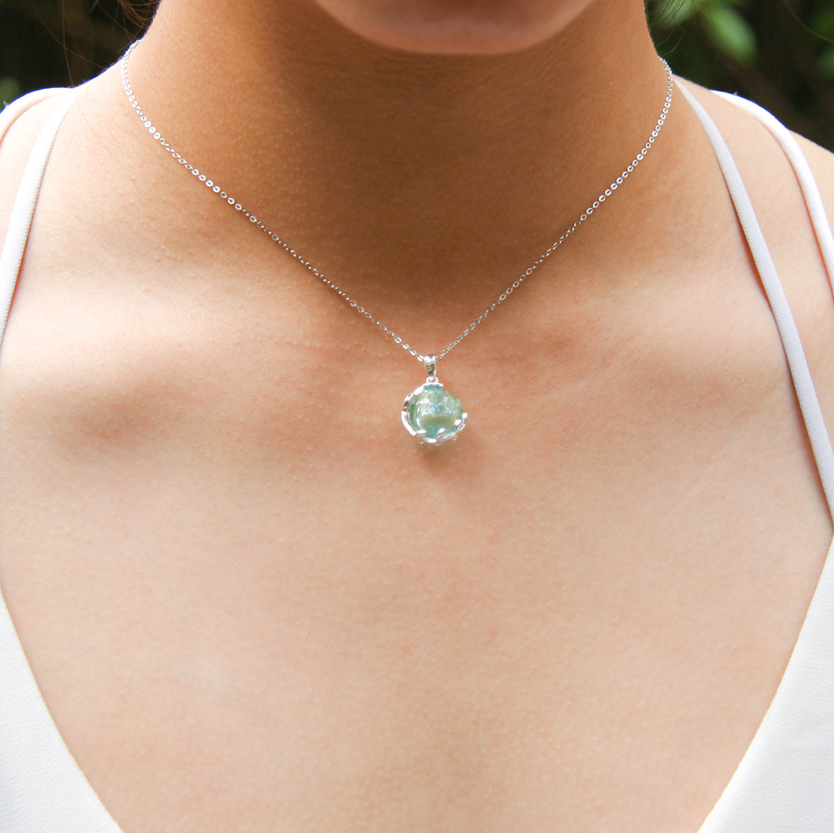 Gift Box - Aroma Necklace White Gold - Planet Celestial Aqua (Light Blue) + Purify Oil Blend 3