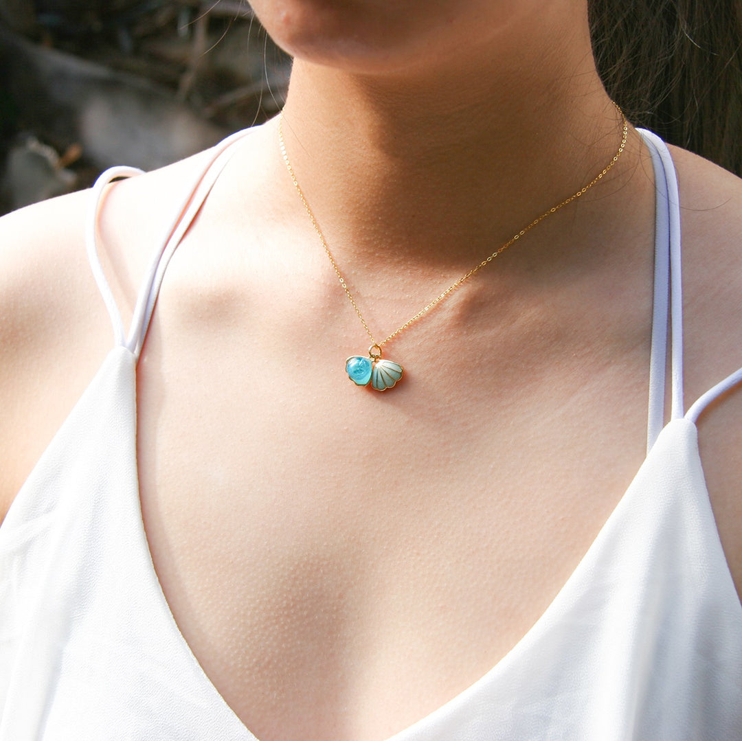 Gift Box - Aroma Necklace 925 Silver, Gold coated - Green Shell Ocean Breeze (Light blue) + Purify Oil Blend 3