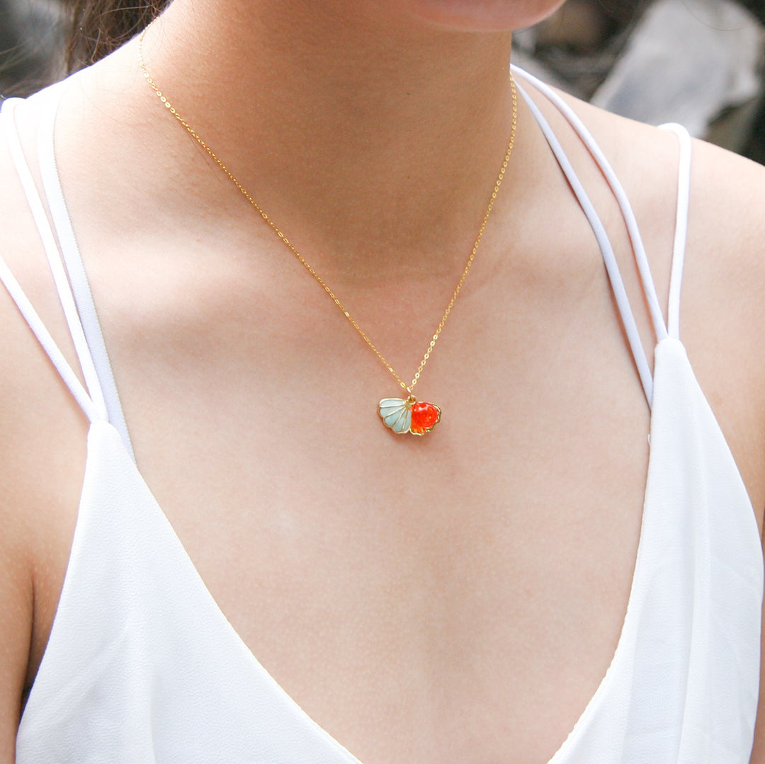 Gift Box - Aroma Necklace 925 Silver, Gold coated - Green Shell Sunset Coral (Bright Red Orange) + Purify Oil Blend 3