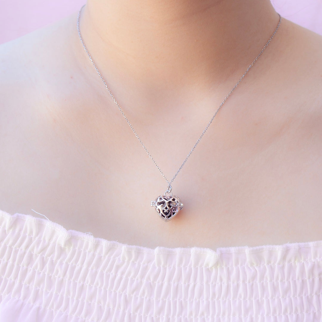 Gift Box - Love Heart White Gold Aroma Necklace + Purify Oil Blend 3