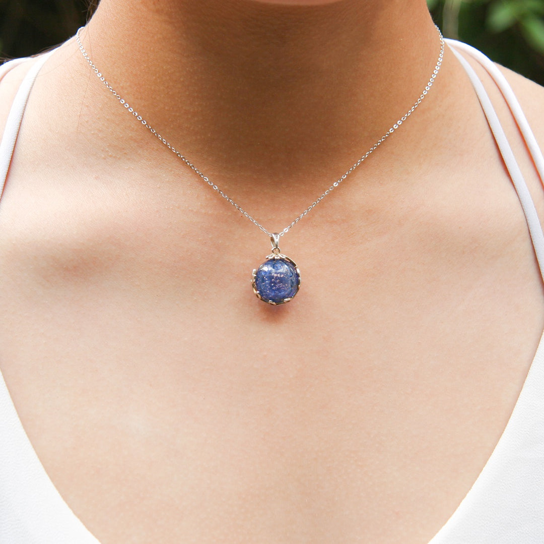 Gift Box - Aroma Necklace White Gold - Planet Celestial Sapphire (Blue) + Purify Oil Blend 3