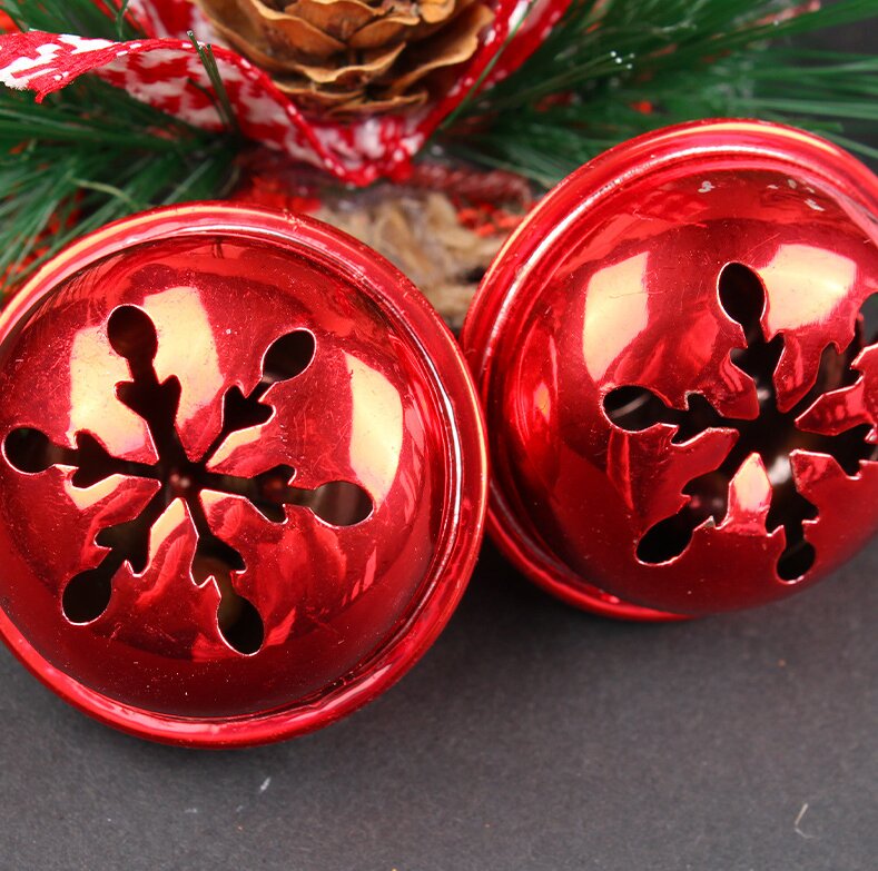 Red Star Christmas Ornament with Bells and Pinecone - Holiday Wreath Decoration 10 pieces 4