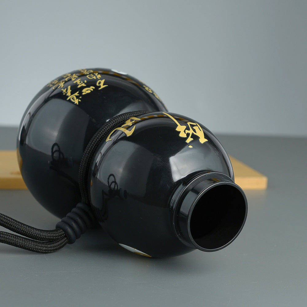 750ml Inspired Gourd Water Black Plastic Bottle - Stylish Chinese-Inspired Flask with Yin-Yang Design 4