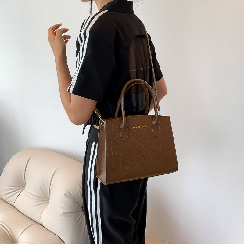 Black Elegant Faux Crocodile Leather Handbag - Stylish Tote Bag with Adjustable Strap 5