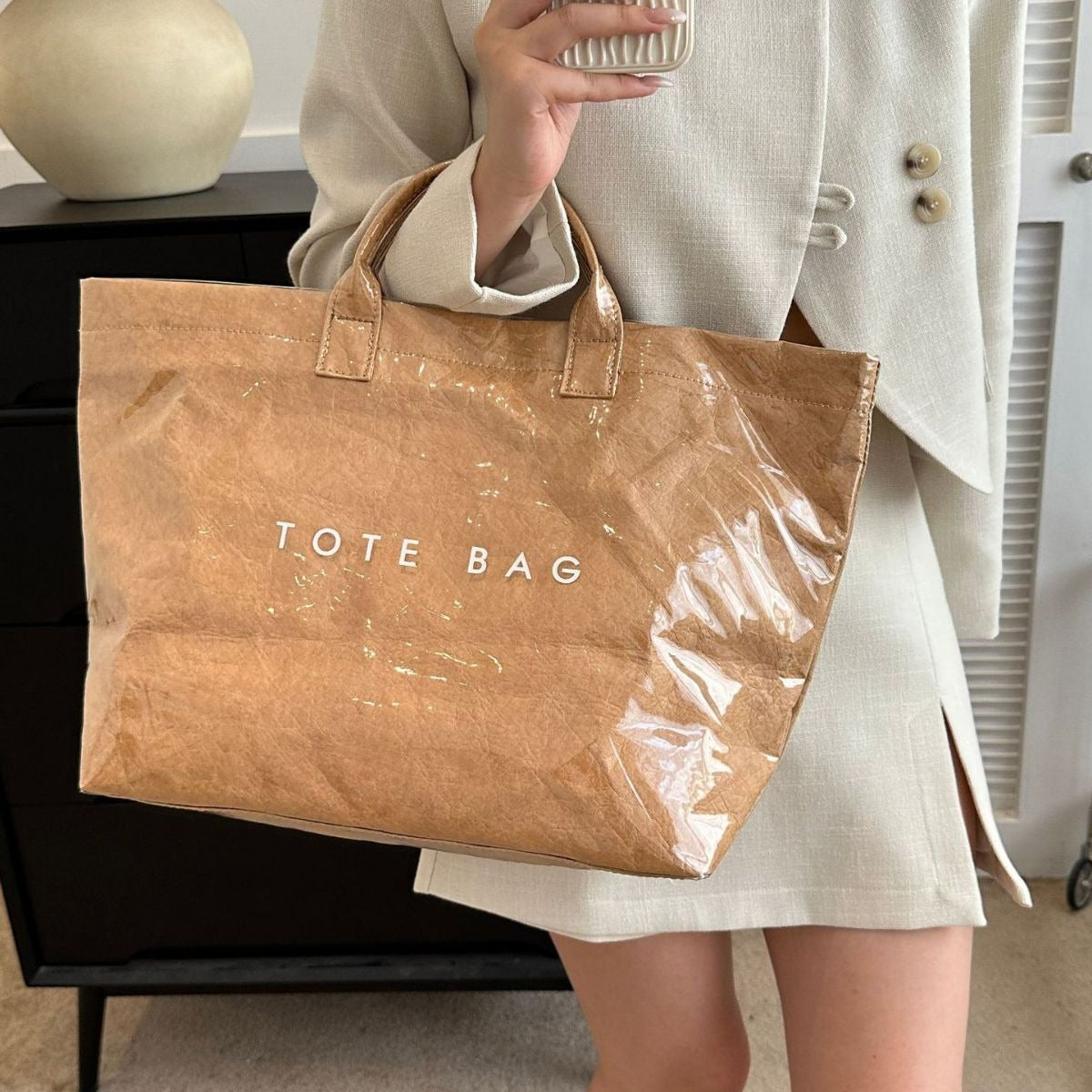 White Trendy Waterproof Tote Bag - Lightweight and Durable Carryall 3