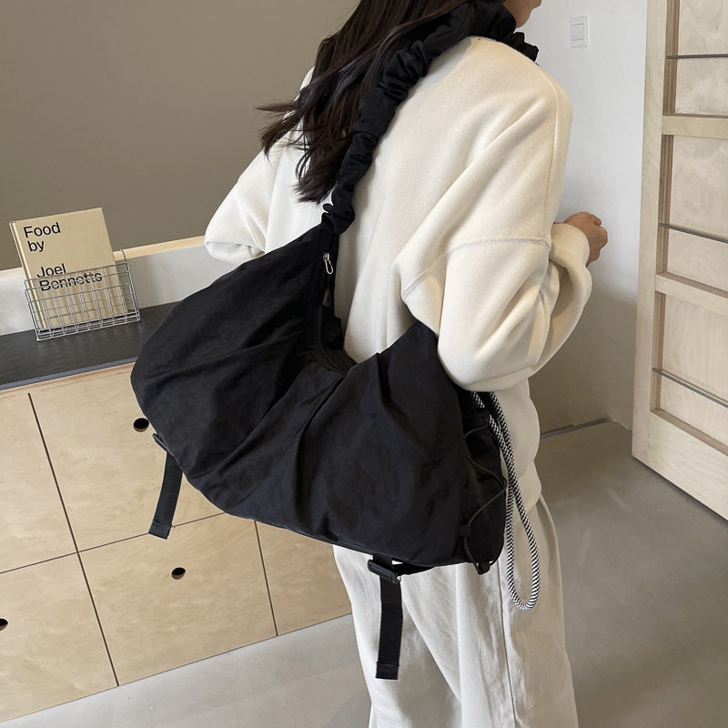 Black Fashionable Lightweight Shoulder Bag - Compact Fitness Yoga Sports Bag for Women, Casual Training Bag 3