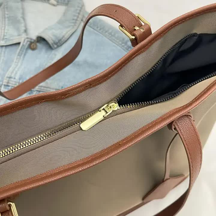 Grey New Large Capacity Tote Bag - Simple, Versatile Handbag for Casual Outings, Lightweight and Stylish 4