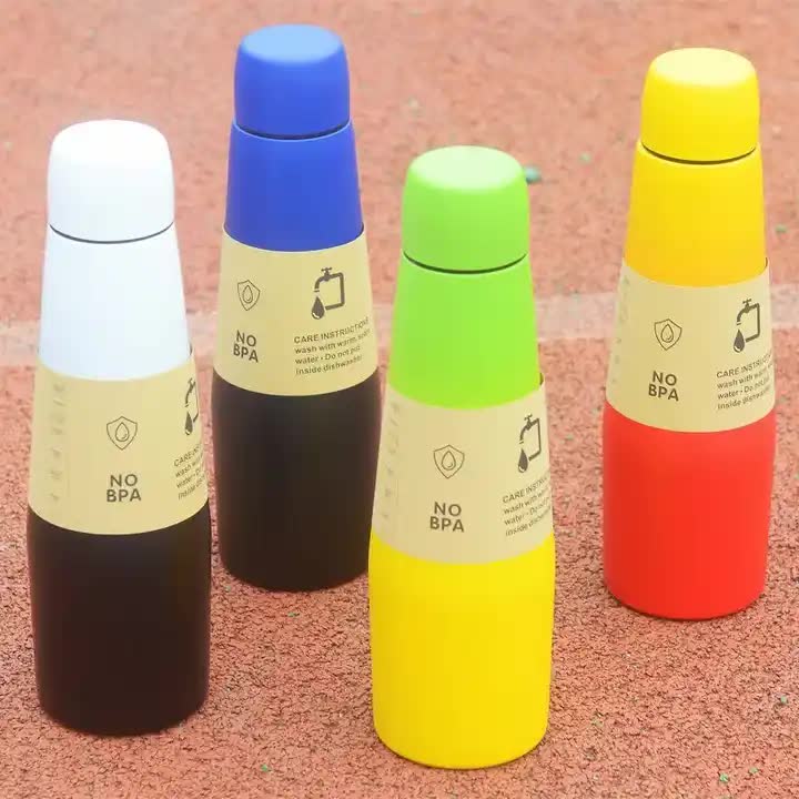 Black Whiten Gradient High-Quality Gradient Color Insulated Water Bottle - 304 Stainless Steel Vacuum Cup, Large Capacity, Portable Sports Bottle 3