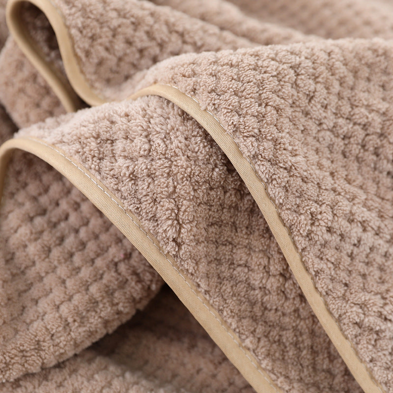 Light-yellow Luxury White Bath Towel and Hand Towel Set - Ultra Soft and Absorbent 3