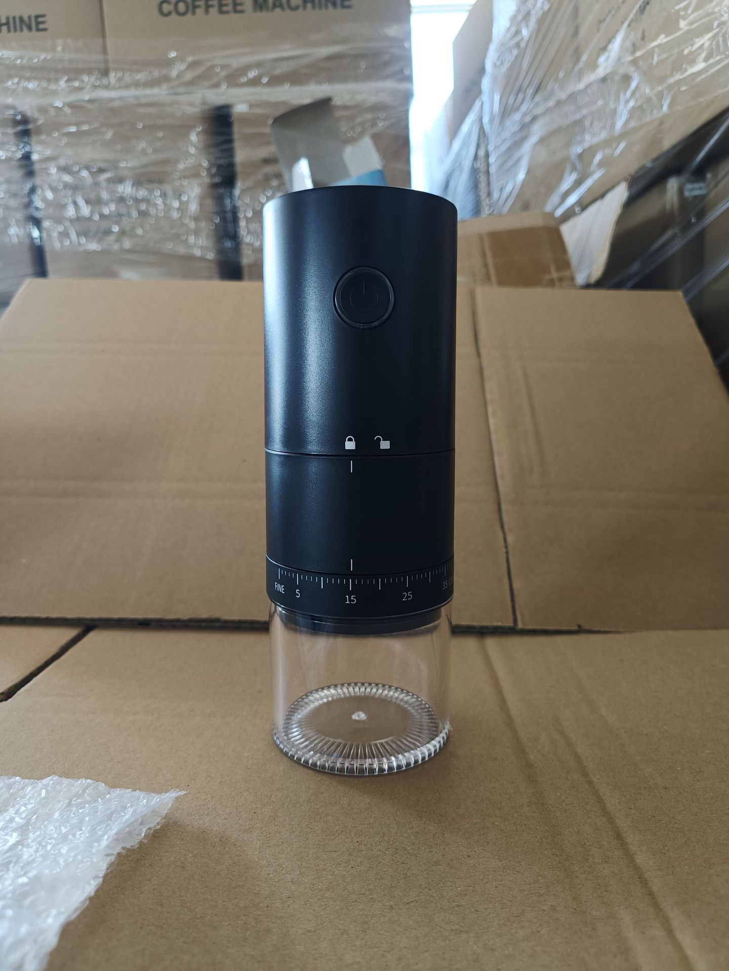 Portable Electric Coffee Grinder - 1500mAh Battery, 30-Mesh Fine Grind, USB-C Charging 4