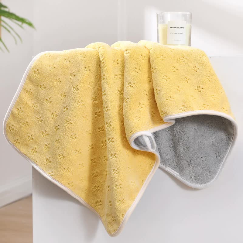 Yellow-gray Oversized Double-Sided Coral Fleece Bath Towel | Soft and Absorbent, Thick & Warm, 70x140cm 6