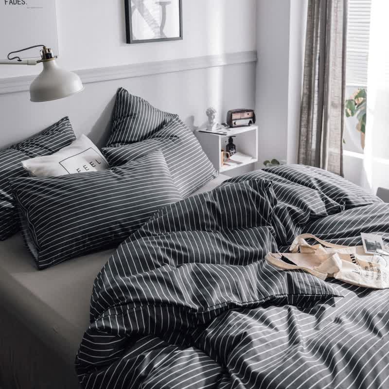 Black Stripes Three-Piece Bedding Set - Comfortable Polyester with Adjustable Corner Straps (Quilt Cover 265*230CM + Pillowcase 51*76CM*2) 5