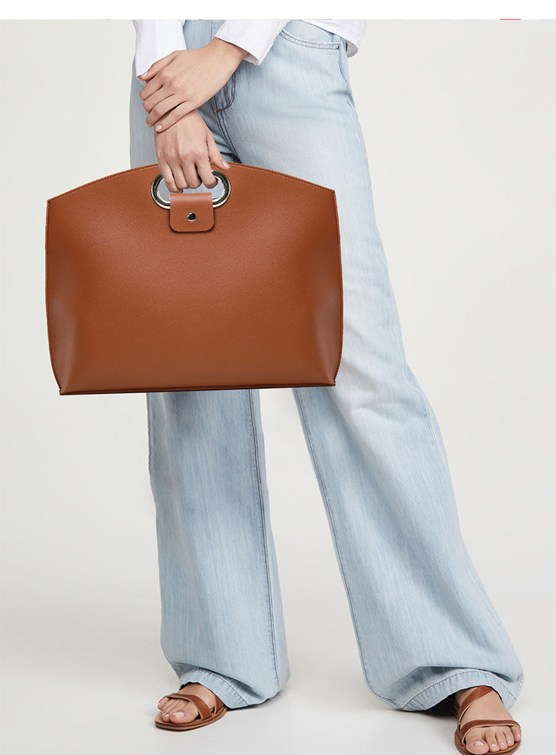 Brown Elegant PU Leather Laptop Handbag & Sleeve – Protective and Stylish Laptop Case with Adjustable Strap for 15.6-inch Laptops 6