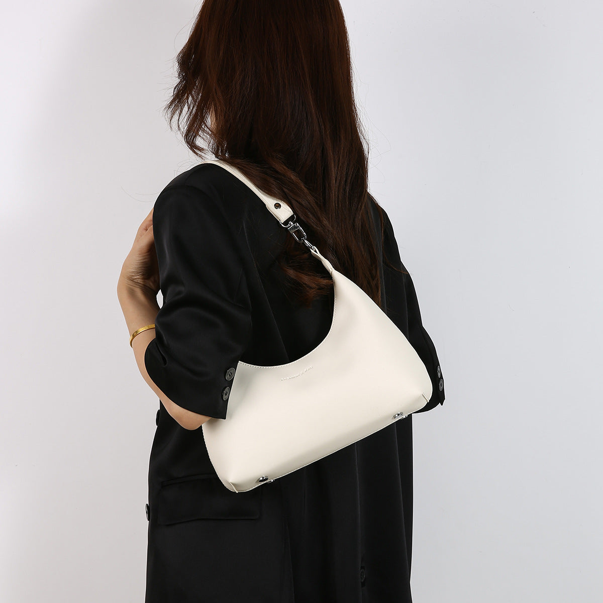 Off White Women's Trendy PU Leather Shoulder Bag - Fashionable Underarm Hobo Bag with Adjustable Strap 3
