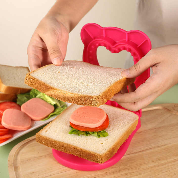3 Pcs Green Heart Sandwich Maker Sealer - DIY Toast Pocket Bread Cutter & Sealer Mold (PP + 304 Stainless Steel) 3
