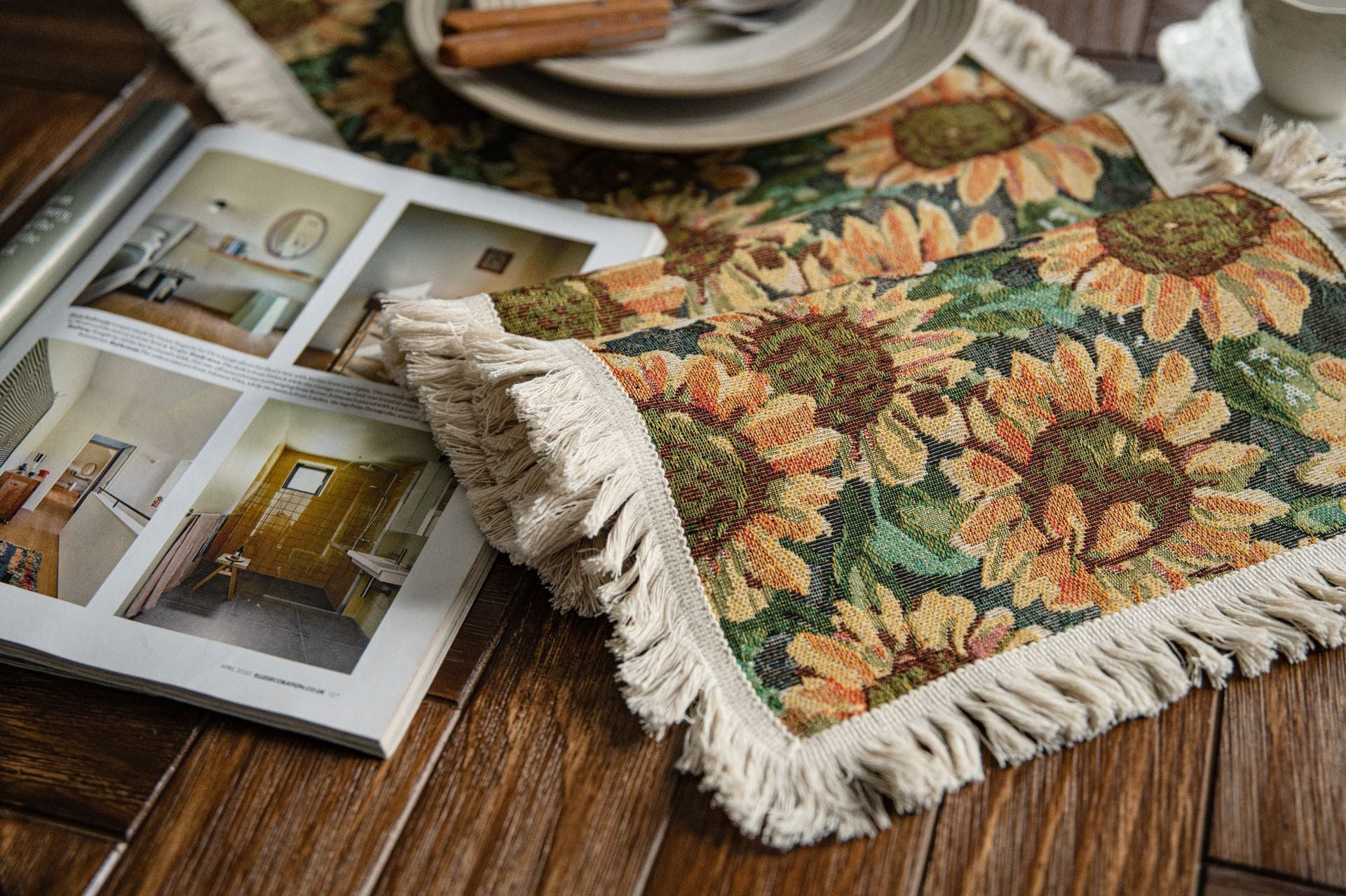 Sunflower Table Runner with Fringe - Jacquard Woven Cotton Blend (30x240cm) 4