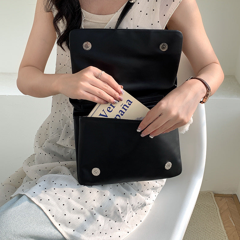 Black Minimalist Flap Shoulder Bag-Elegant Women's Double-Layer Crossbody