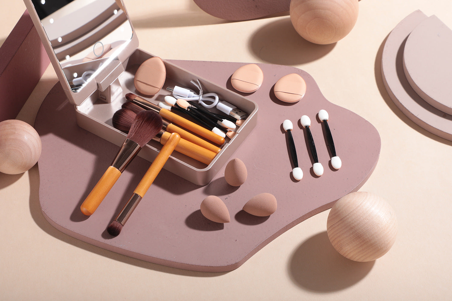 Portable Travel Makeup Brush Set with LED Mirror - Your Beauty Essentials On-The-Go 10