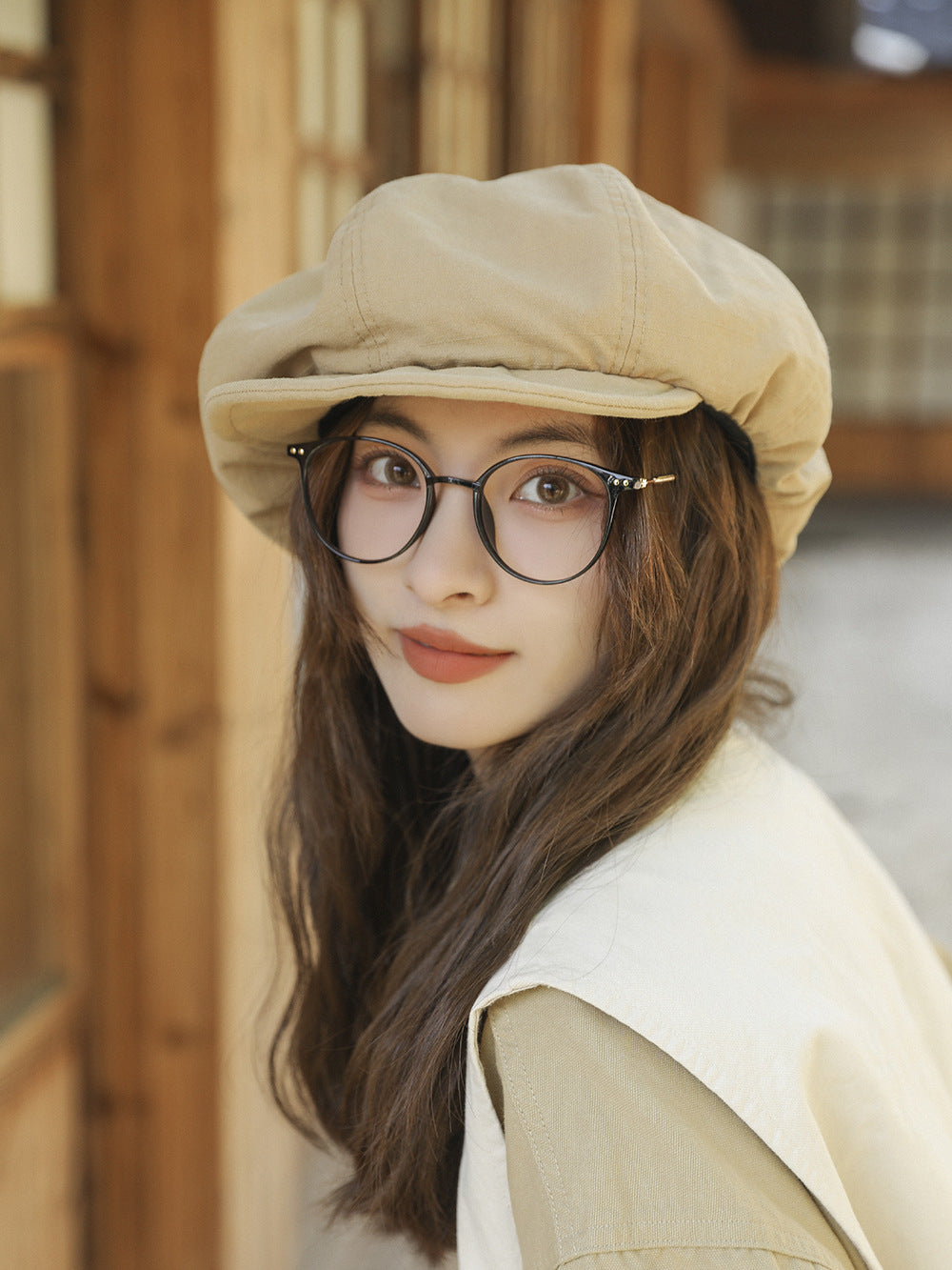 Beige Women's Vintage Style Baker Boy Cap - Soft Cotton Linen Blend 3