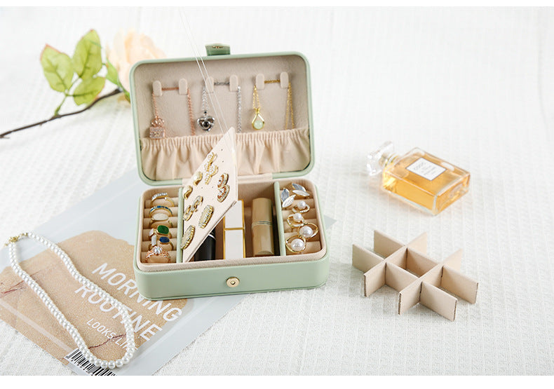 Green Elegant Quilted PU Leather Jewelry Box - Portable Organizer for Travel & Home 6