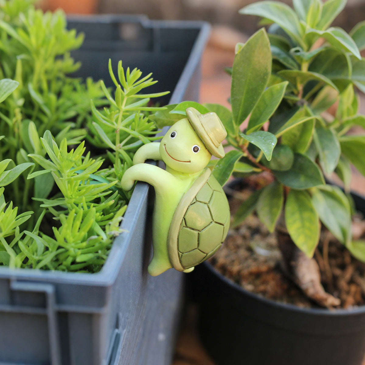 2 Pcs Green Cute Resin Turtle Pot Hanger - Garden Planter Pal Figurine Decoration 3