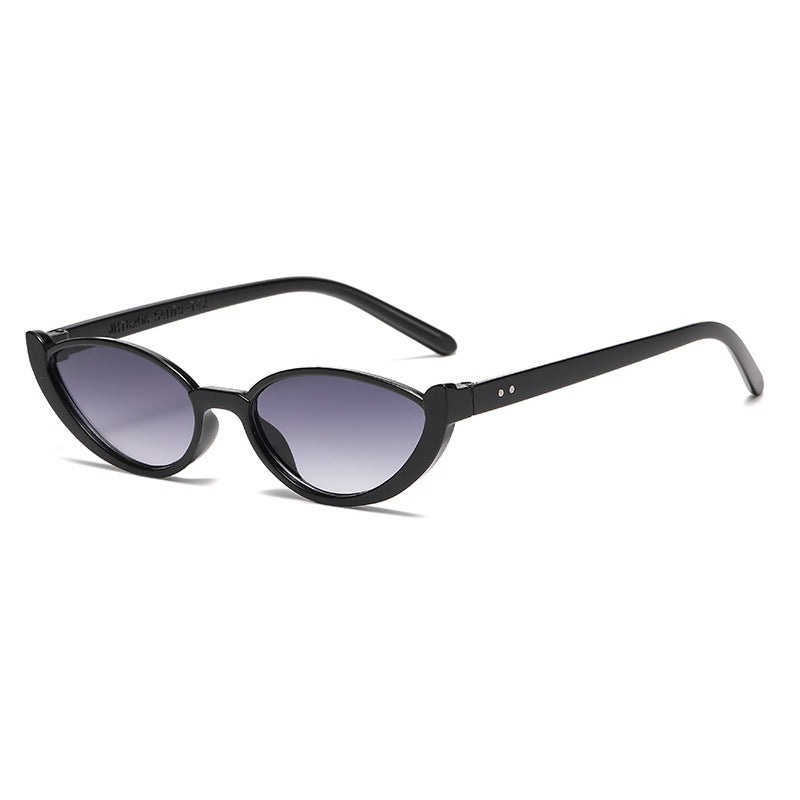 Black Frame Gradient Gray 2PCS Fashionable Cat-Eye Sunglasses for Women - Retro INS Style UV Protection Shades