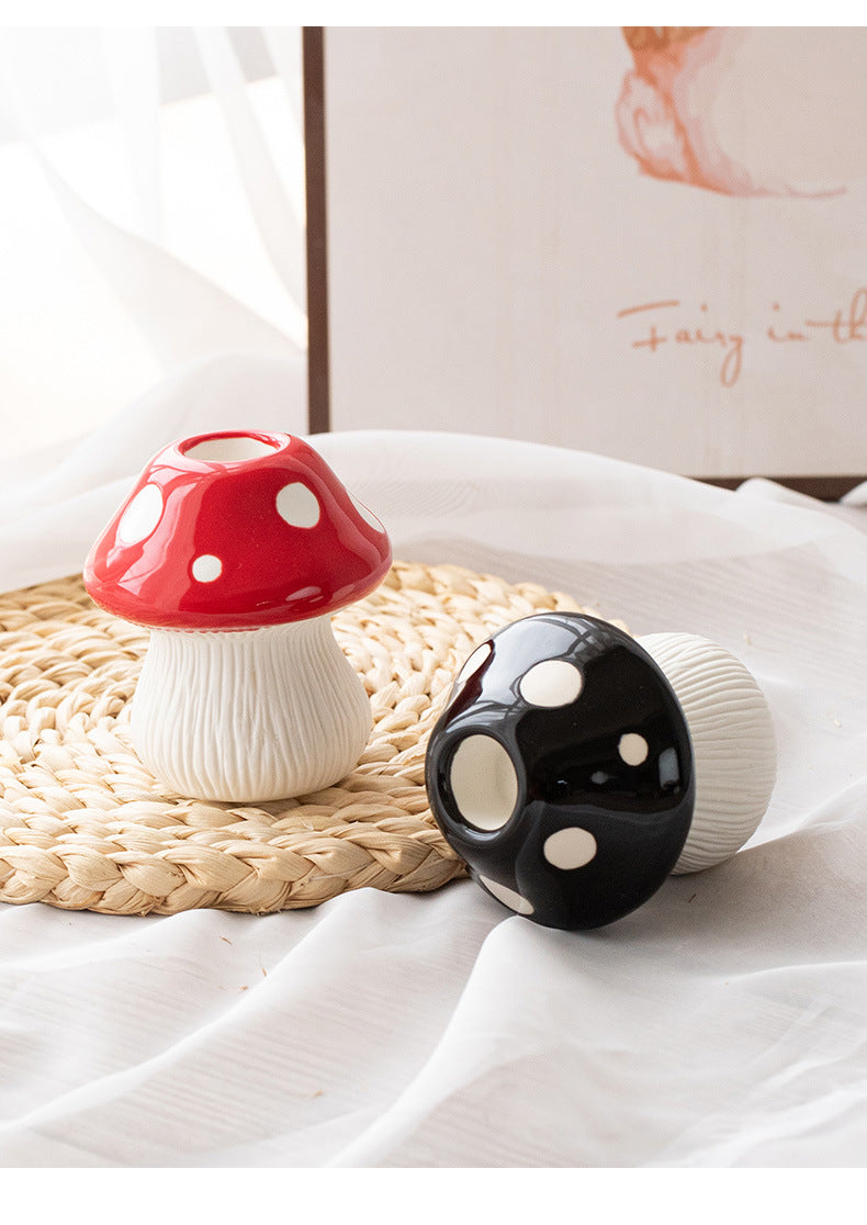 Middle Size Black Whimsical Ceramic Mushroom Vase - Decorative Floral & Hydroponic Planter 4