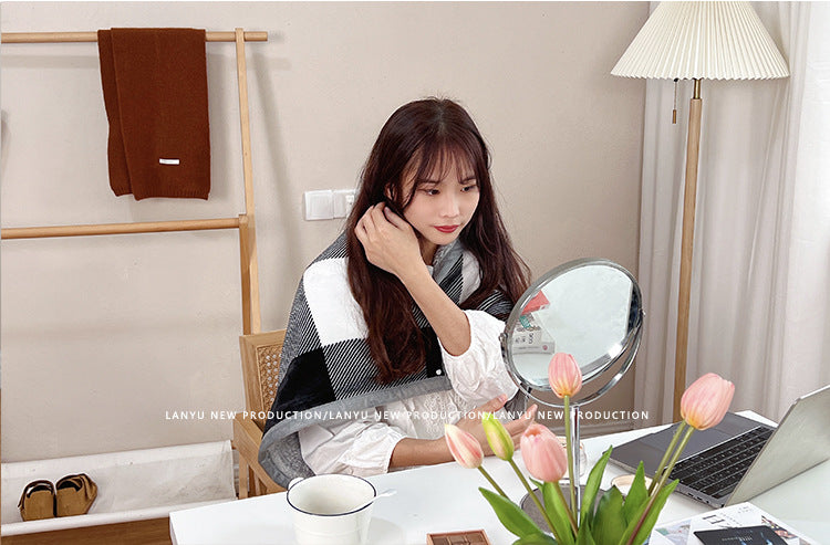 Double-Sided Geometric & Plush Throw Blanket - Warm 70x100cm Multi-Use Wrap(Black and white checkered/reverse gray) 3