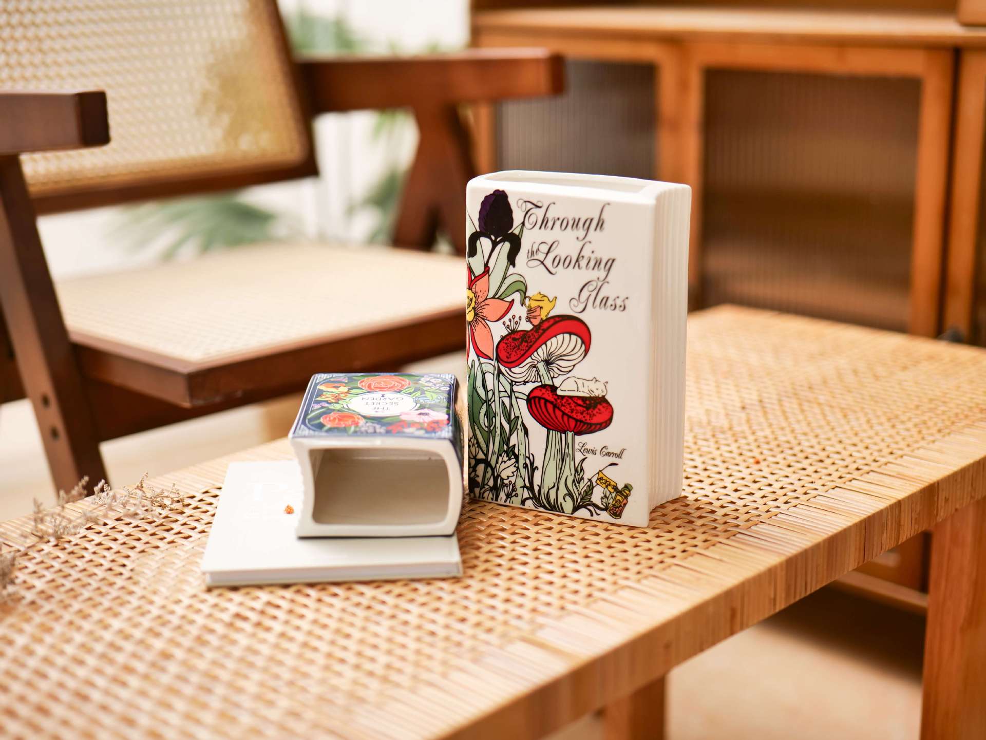 Literary Book Vase - Creative Ceramic Planter & Desk Organizer(Type A - 21x13x7cm) 5