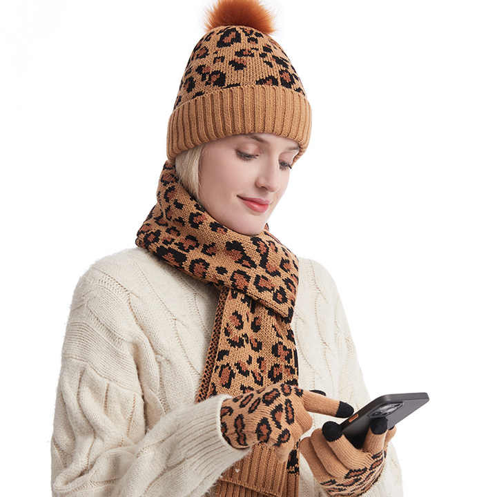 Light Grey Women's 3-Piece Winter Knit Set - Leopard Print Plush Lined Beanie Hat, Scarf & Touchscreen Gloves 5