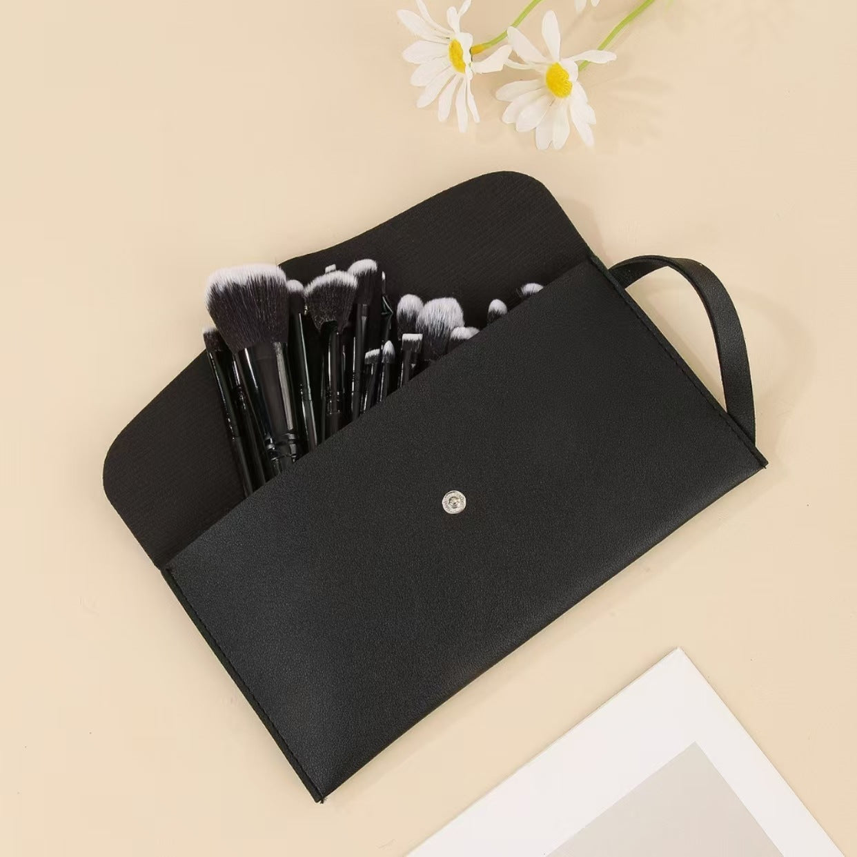 Black Complete 20-Piece Makeup Brush Set with Travel Pouch - Professional Synthetic Face & Eye Brushes Kit 5