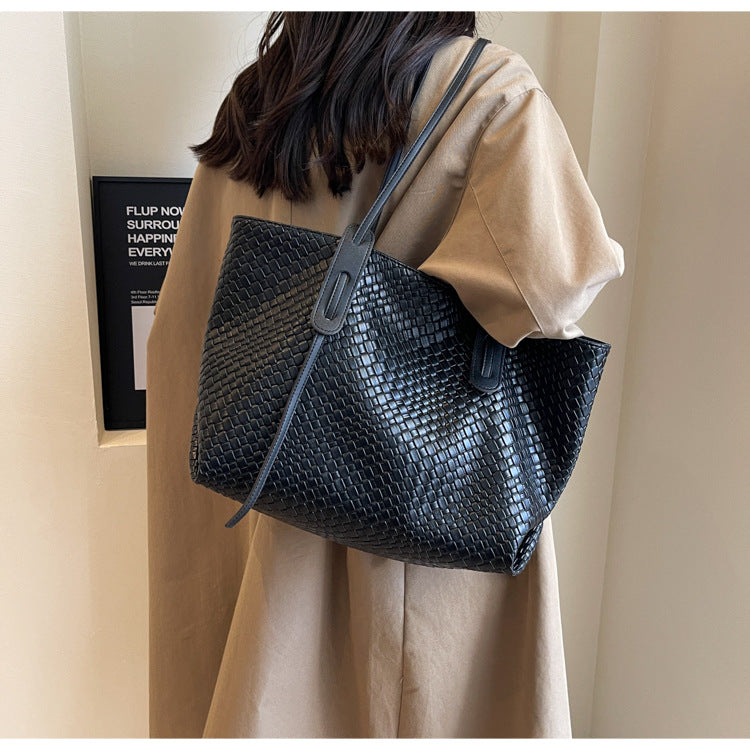 Black Chic Woven PU Leather Tote Bag - Large Capacity Casual Shoulder & Handbag for Women 3