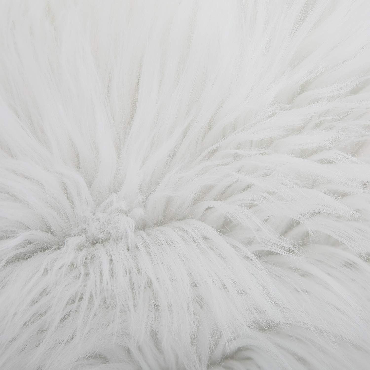 White Luxurious Long Faux Fur Cushion Covers - Set of 2, 45x45cm Soft Plush Decorative Pillowcases for Sofa & Bed
