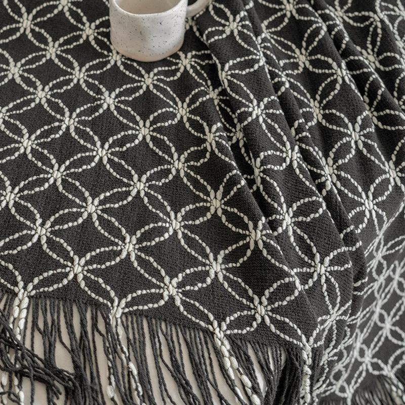 Dark Green Cozy Geometric Knitted Throw Blanket with Tassels - Soft Acrylic Decorative Sofa & Bed Cover, 130x180cm 5