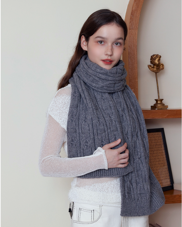 Gray Classic Textured Knit Scarf - Solid Color, Premium Soft Feel, Winter (176x26.5cm) 4