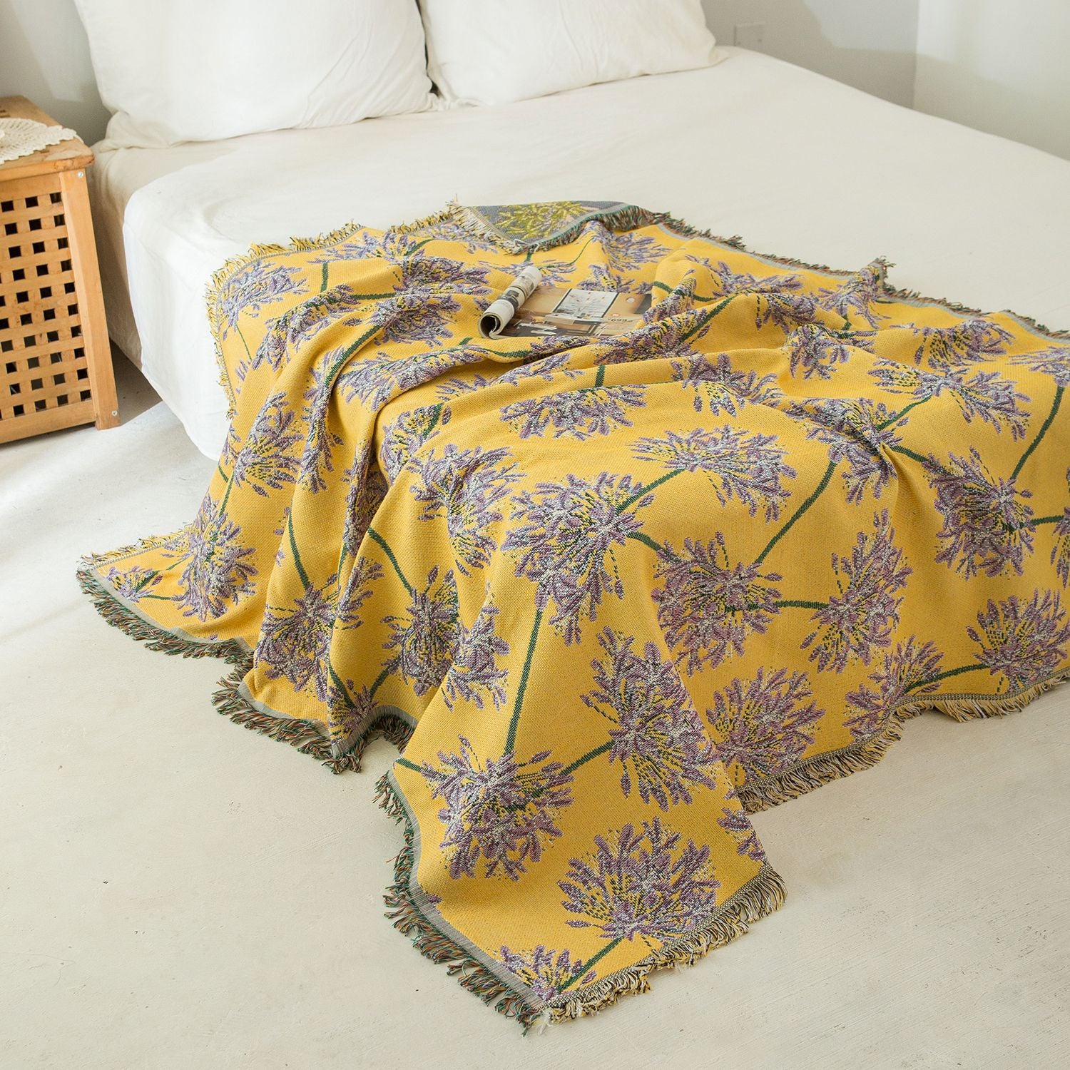 Yellow & Purple  Floral Woven Throw Blanket -  Chic Botanical Print with Tassels, Cotton Blend Sofa & Bed Cover