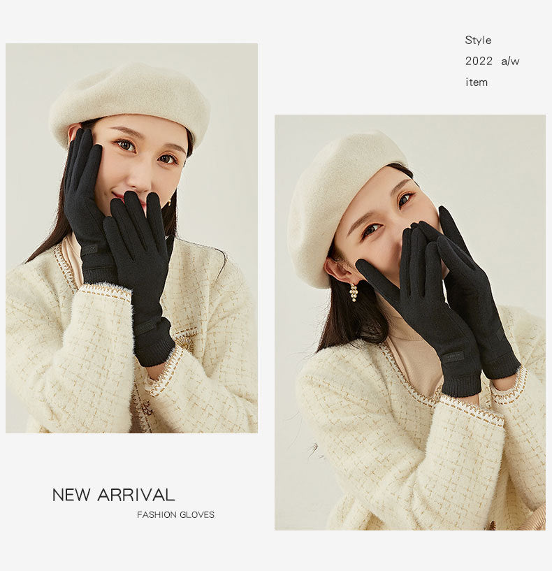 Black Elegant Women's Wool Blend Winter Gloves - Cozy Fleece-Lined Touchscreen Warmth 3