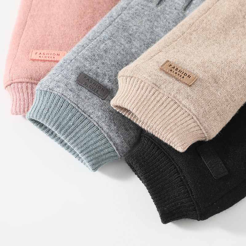 Black Elegant Women's Wool Blend Winter Gloves - Cozy Fleece-Lined Touchscreen Warmth 4