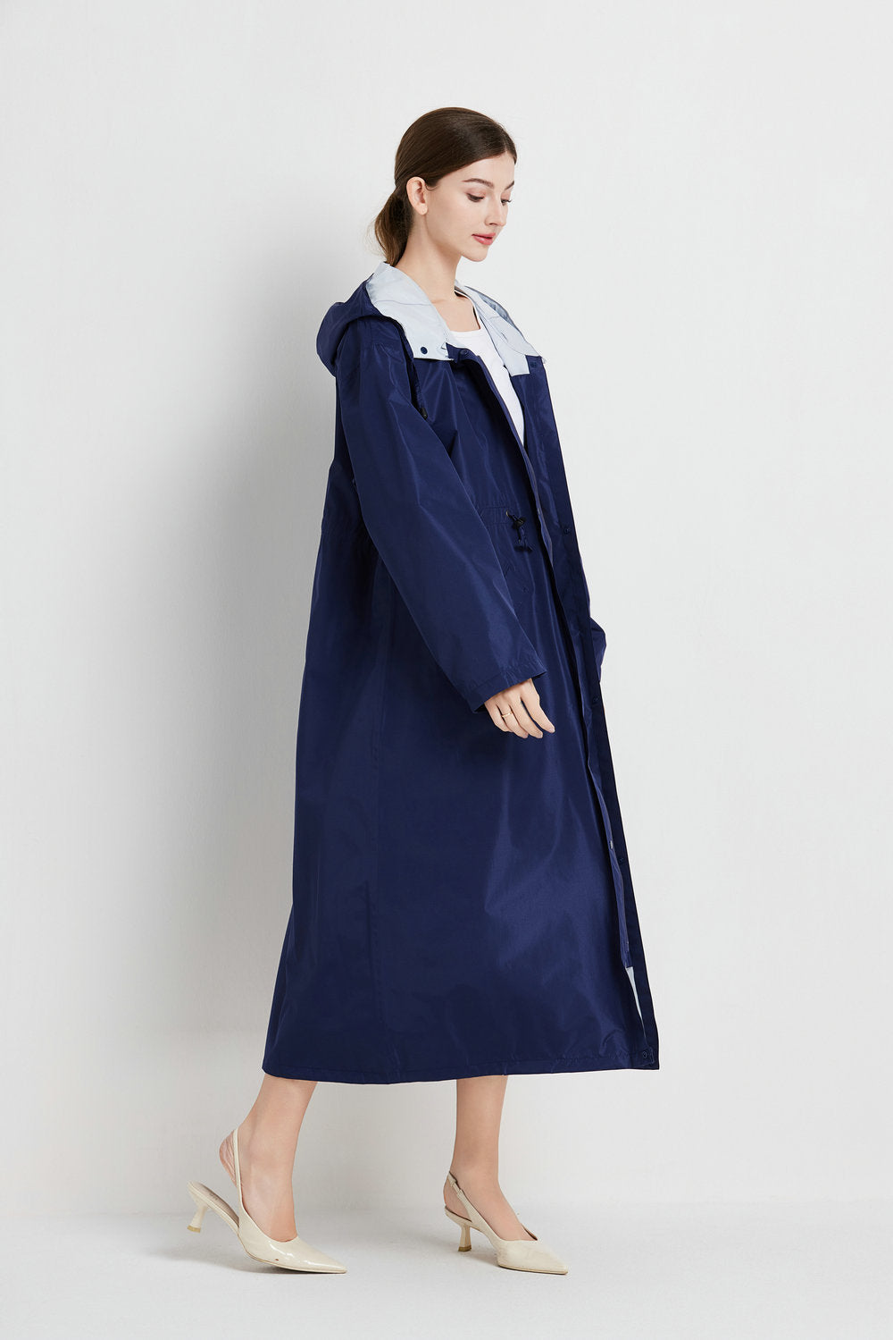 Size M Dark Blue Women's Chic Lightweight Waterproof Raincoat - Long Hooded Packable Rain Jacket with Pouch 5