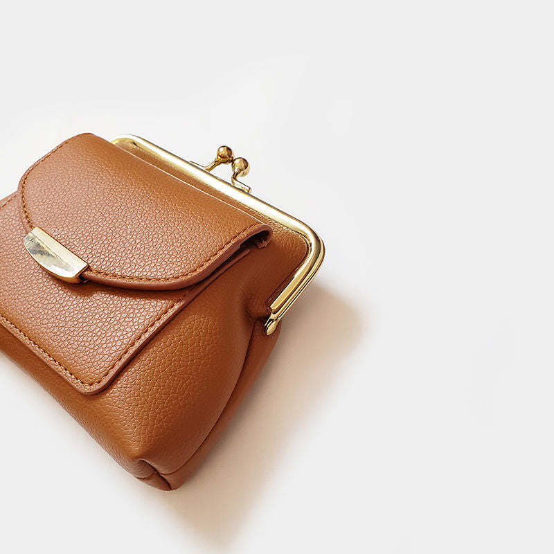 Brown Vintage Style Women's Kiss Lock Coin Purse - Compact PU Leather Wallet with Card Holder 4