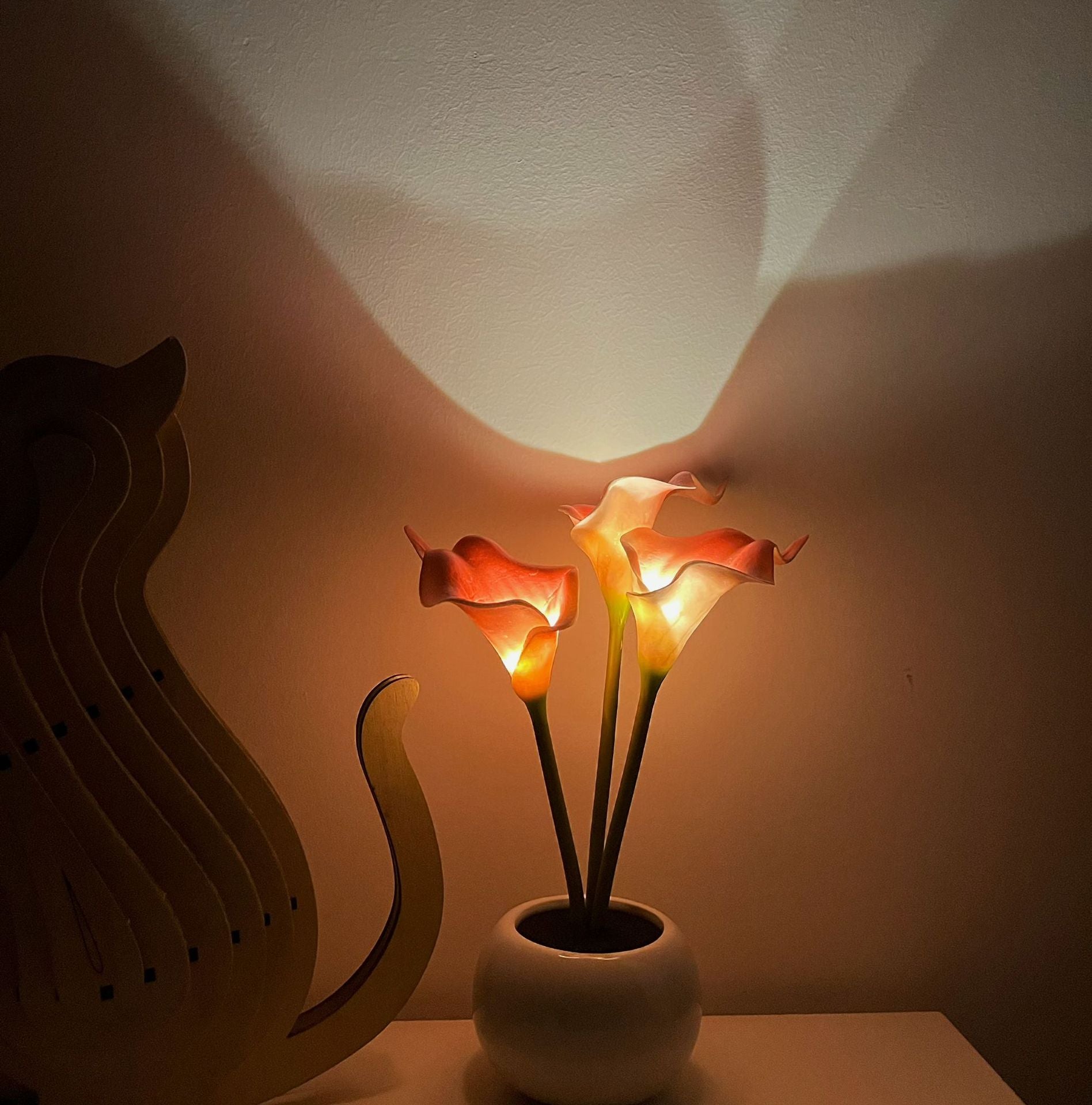Pink Elegant Calla Lily LED Table Lamp - Lifelike Potted Flower Accent Light for Bedside Home Decor 3