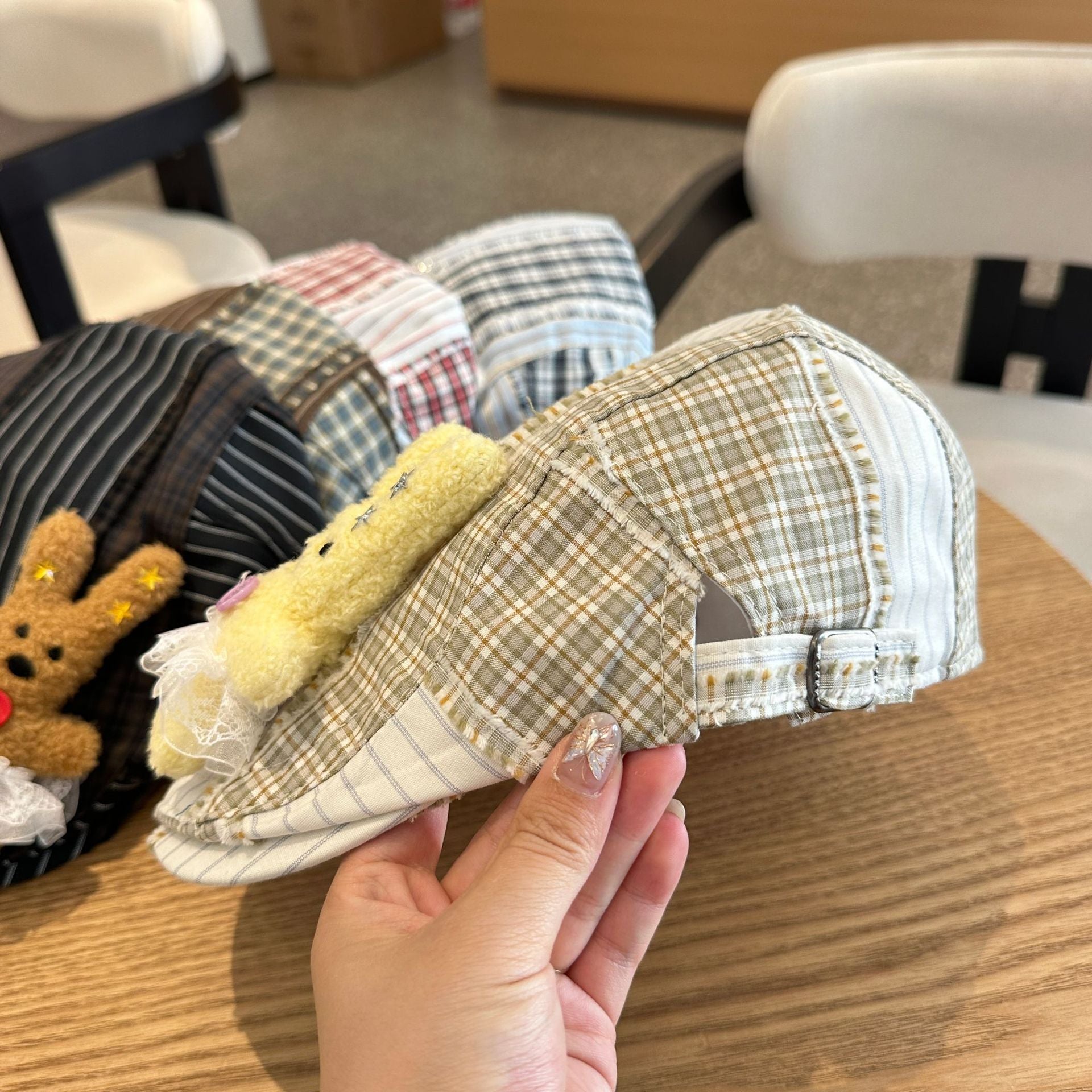 Patchwork Plaid Cotton Cap with Decorative Details(red) 7