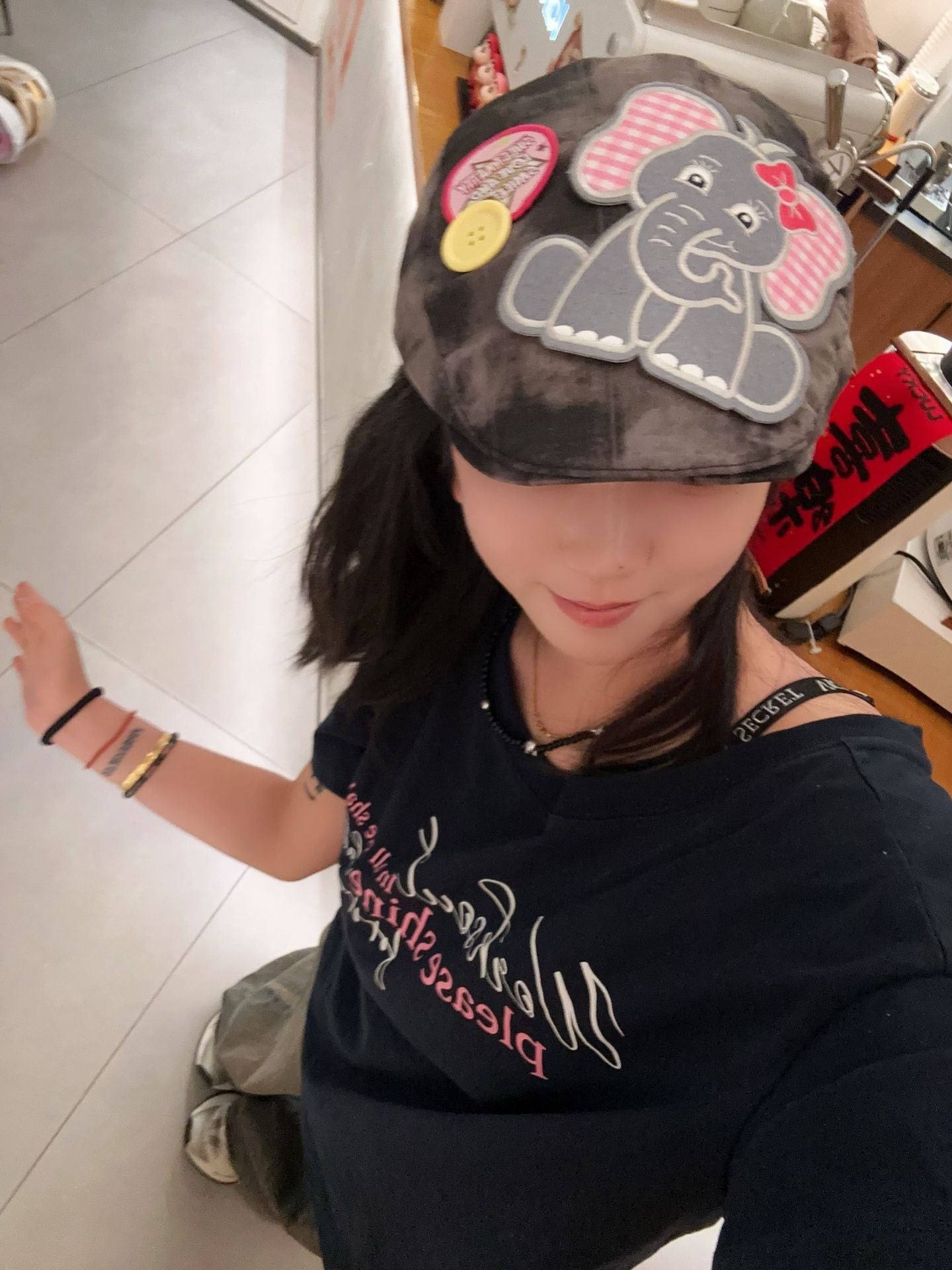 Cute Elephant Applique Beret Hat - Soft Fabric, Adjustable Fit, Retro Newsboy Cap(red) 5