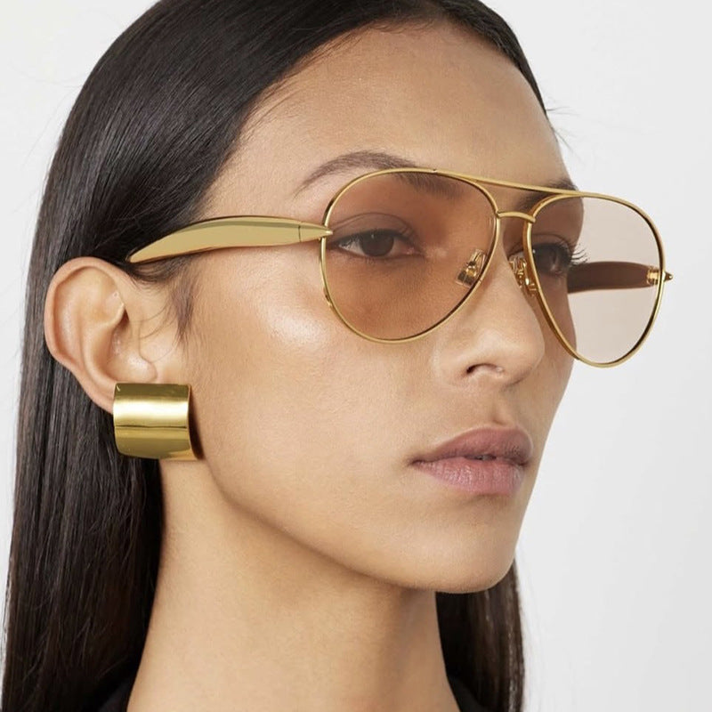Style C4 Gold Frame Brown Lenses Chic Oversized Aviator Sunglasses - Retro Metal Frame with UV400 Protection for Women 3
